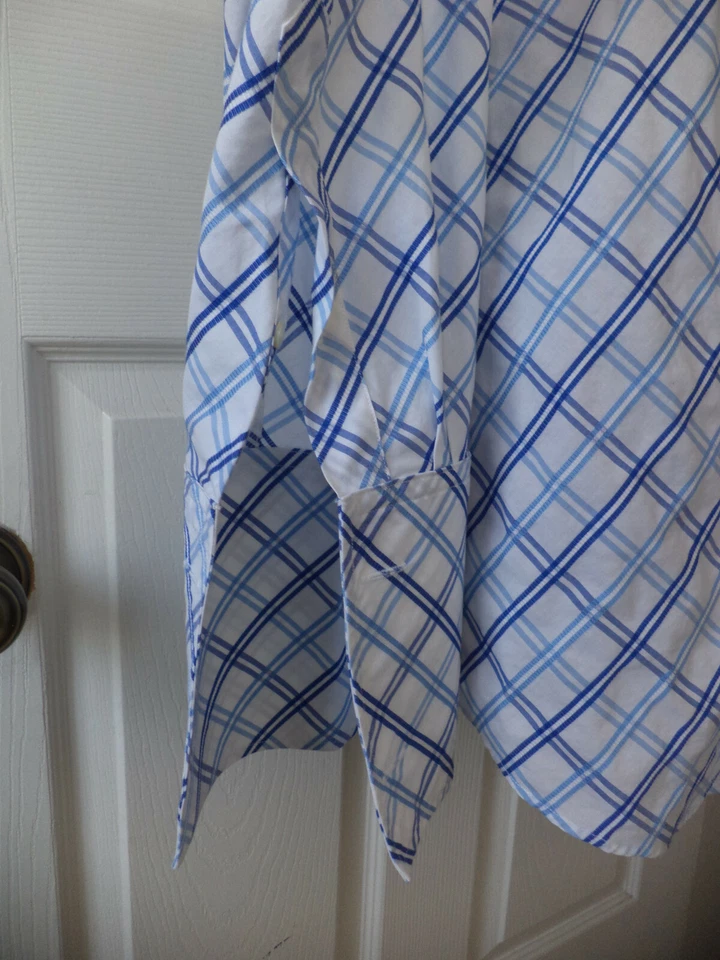 Banana Republic Geo Shirt Men's Size XL 17-17 1/2 100% Cotton - Image 4 of 4