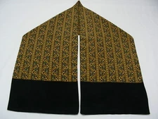 GOLD & BLACK PAISLEY PATTERNED - 2 PLY POLYESTER - 10" X 51" SCARF!