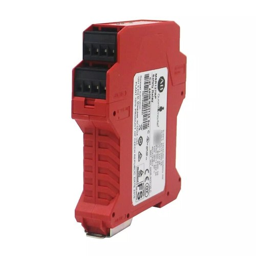 New Allen Bradley 440R-N23135 Guardmaster MSR127RP Safety Relay US Free Tax - Picture 3 of 5