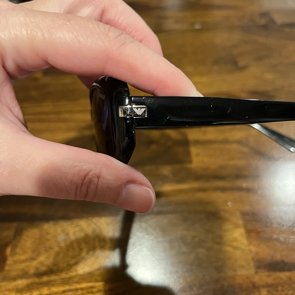 Gafas de sol Emporio Armani rectangulares marco negro EA9721/S hechas en Italia Foto 4 de 4