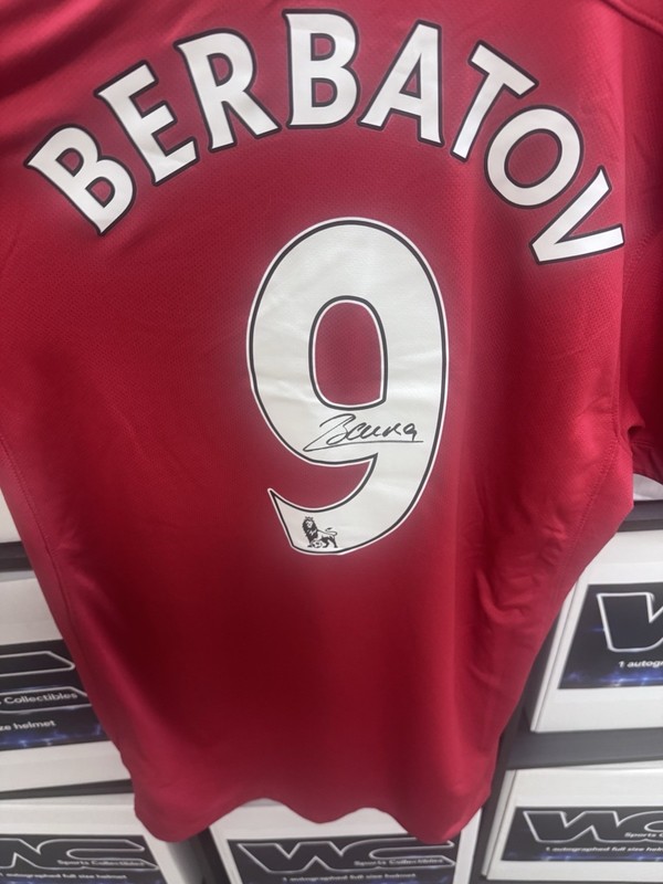 Dimitar Berbatov Signed Manchester United Home Authentic Nike Jersey Beckett BAS