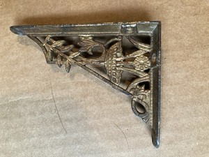 Vtg Cast Iron Eastlake Flower Single Shelf Bracket Victorian