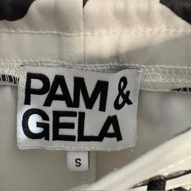 Pantalones de chándal PAM & GELA para mujer pequeños blancos negros estampado de labios cordón elástico Foto 3 de 4