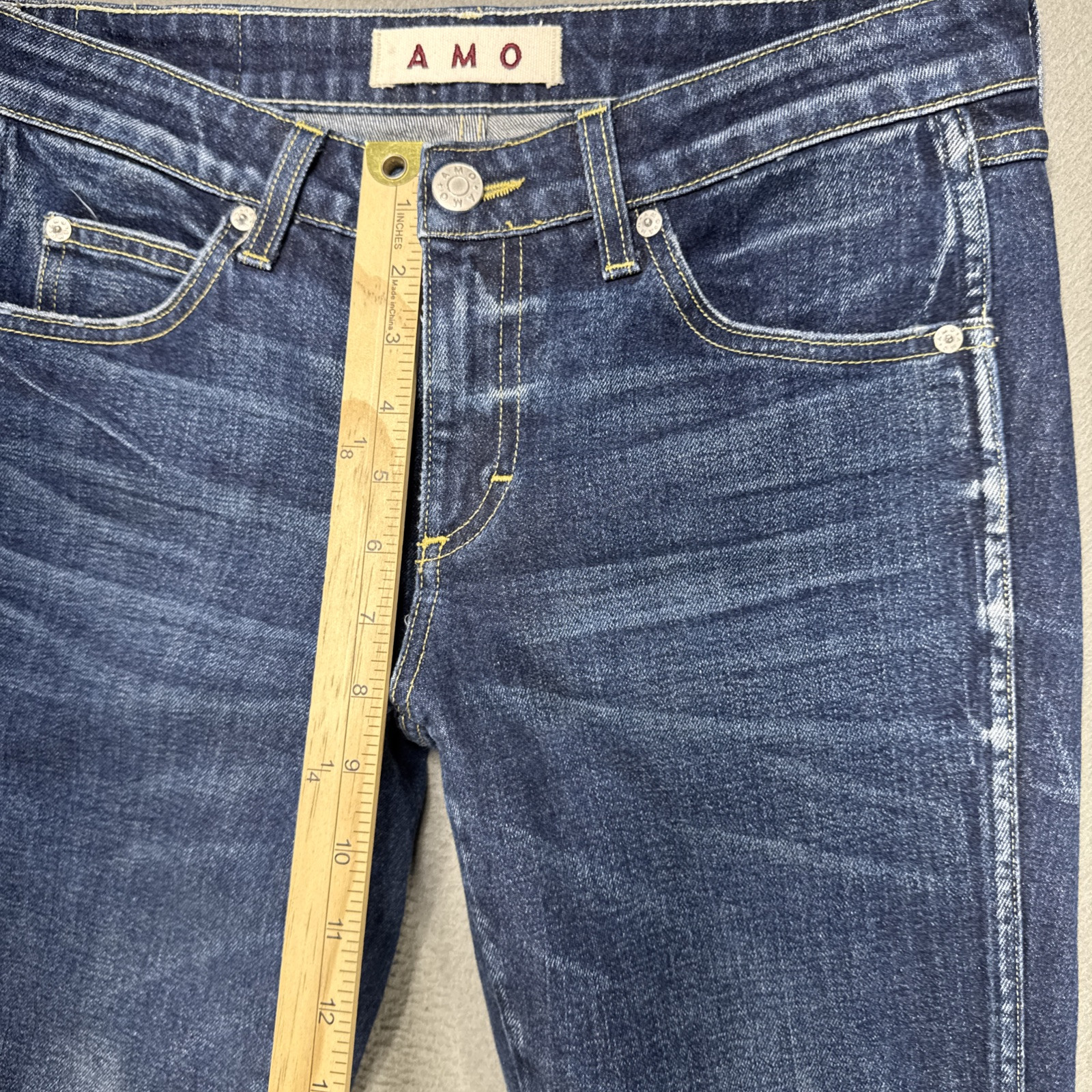 AMO Twist Jeans Womens 28x27 True Blue Distressed Faded Whiskers Dark Wash Denim