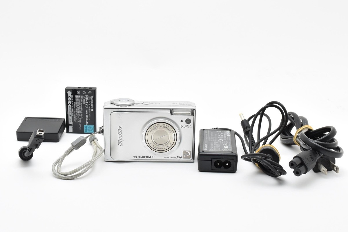 Fujifilm FinePix F Series F10 6.3MP Digital Camera - Silver for