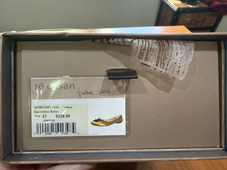 TE CASAN Lmtd. Edición/Planos de ballet satinado dorado/Talla 37/Viene con caja Foto 2 de 4