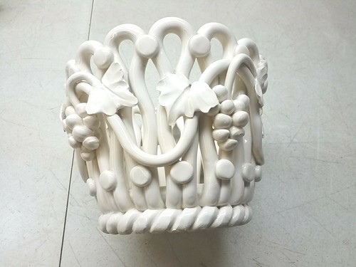 Italian Handmade Ceramic Grape Vine Bowl Vintage Mid Century Collectible Piece - Picture 14 of 19