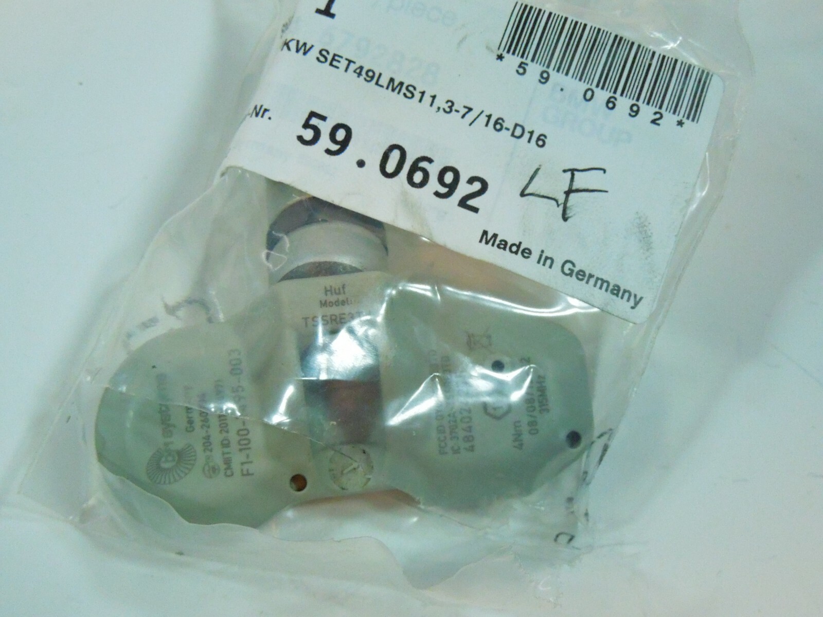 ASTON MARTIN TIRE PRESURE SENSOR TPMS CD23-360671-DA OEM NEW CD23-360671-DA-PK