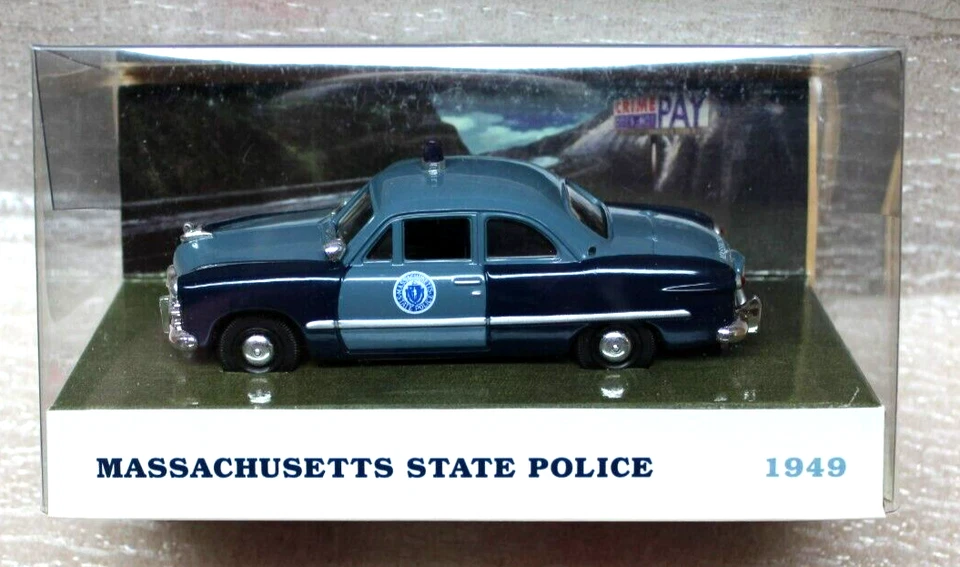 Ford 1949 - Coches de policía estatal - escala 1:43 - rosa blanca - 4 + 1 opción adicional Foto 3 de 4