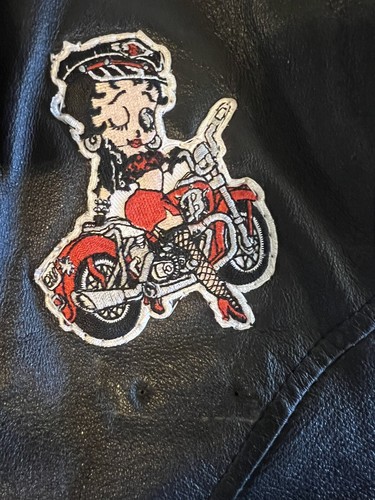 Chaqueta de cuero Betty Boop parche único - Imagen 2 de 8