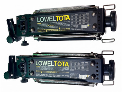 Pair of 2 Lowel Tota-Light Studio Video Lights Portable Flood Lighting Kit