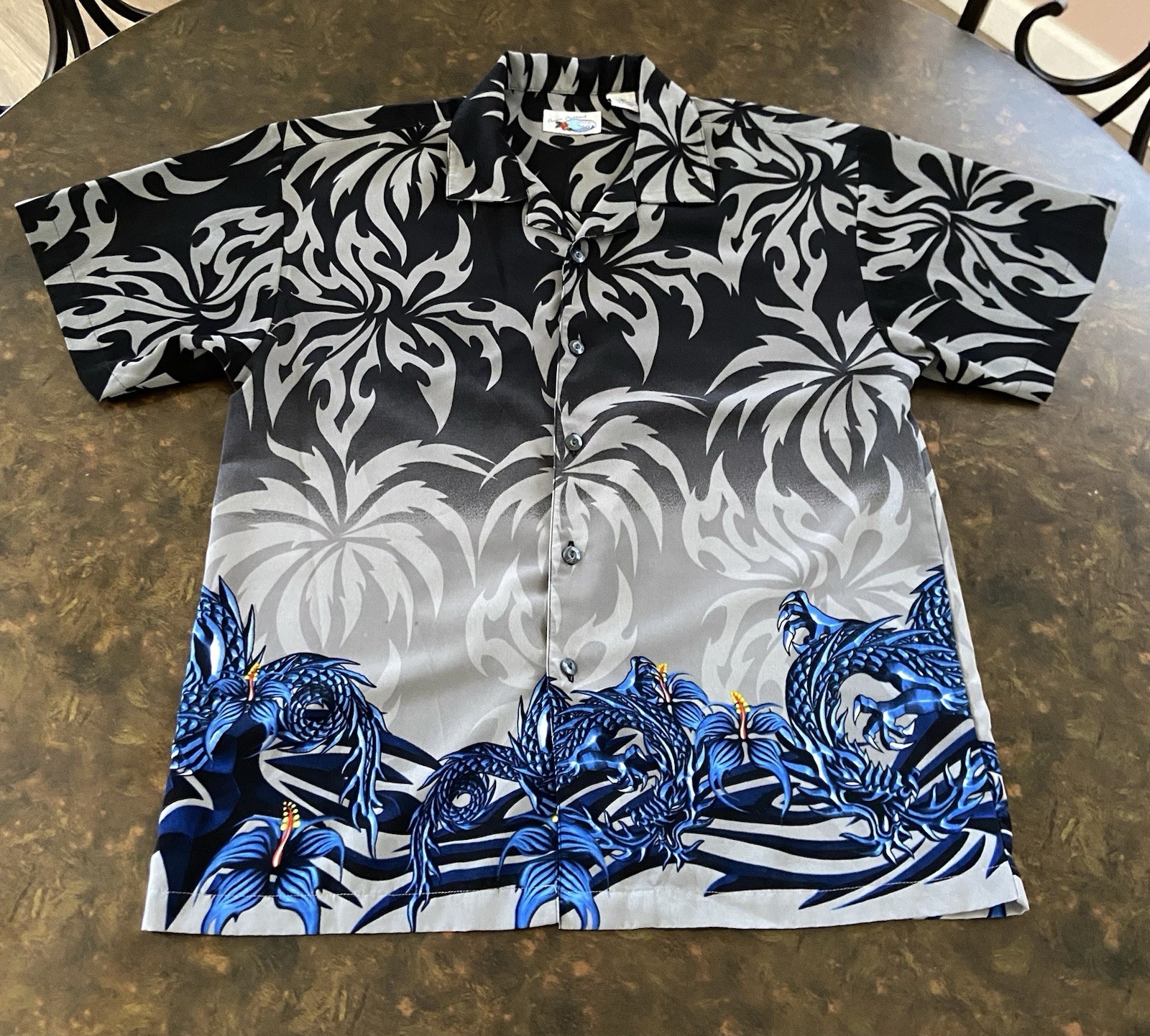 Vintage Ocean Current Button Up XL Hawaiian Tribal Dragon 90s Y2K Single Stitch