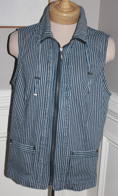 CJ Banks Blue Striped Vest sz 1X Nautical Y2k 90s Ruffle Grandma
