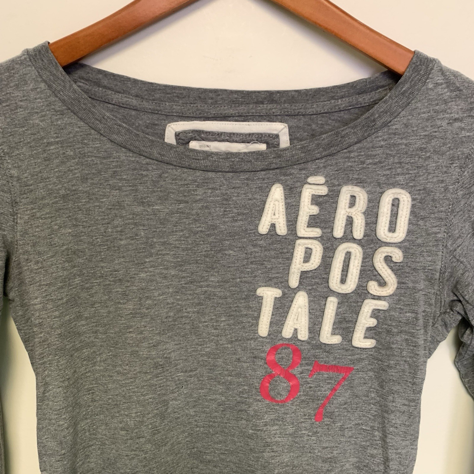 Womens Aeropostale 87 Logo Long Sleeve Gray T-shirt Tee Size Small
