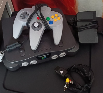 Nintendo Nintendo 64 Heimkonsole Grau mit Controller und (Zubehörpaket)