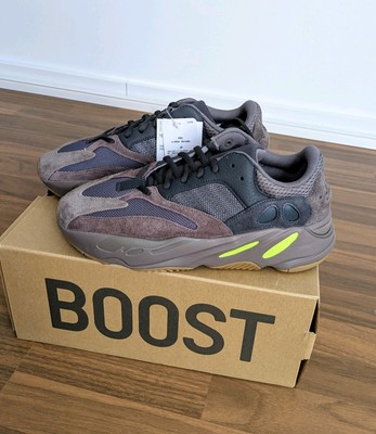 Adidas Yeezy Boost 700 V1 Mauve UK 9 1/2