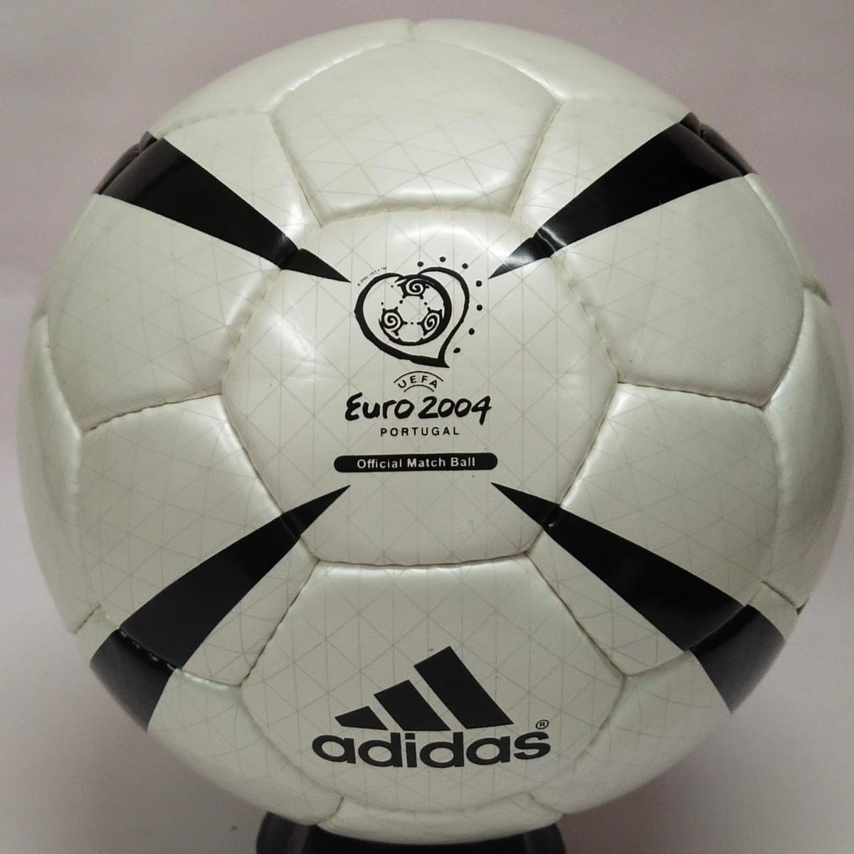 Adidas Special Euro 2004 Portugal Roteiro Official Match Ball