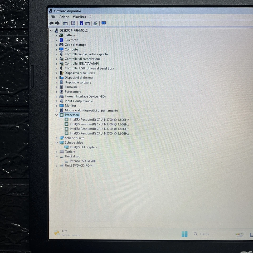Notebook Acer 2021 17p (Intel Celeron 8gb ram Ssd240gb )Windows 11 Pro - Immagine 4 di 4