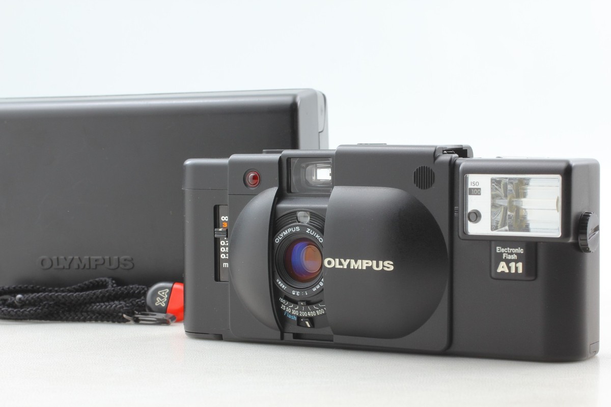 オリンパス Olympus XA4 A11 Near MINT w/ A11 Flash] Olympus XA4 Macro Point & Shoot Film
