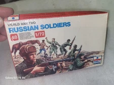ESCI WW II Russian Soldier (48) Figures 1/72 #203
