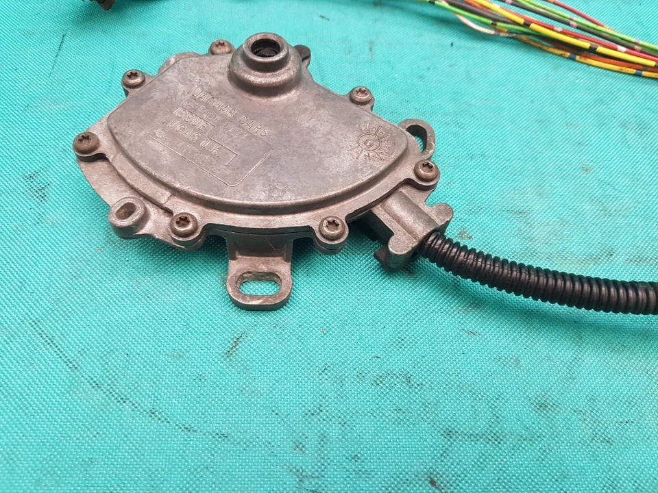 Jaguar XJ6 XJ40  Automatikgetriebe Getriebe Neutral Sicherheitsschalter DBC6133 - Bild 4 von 4