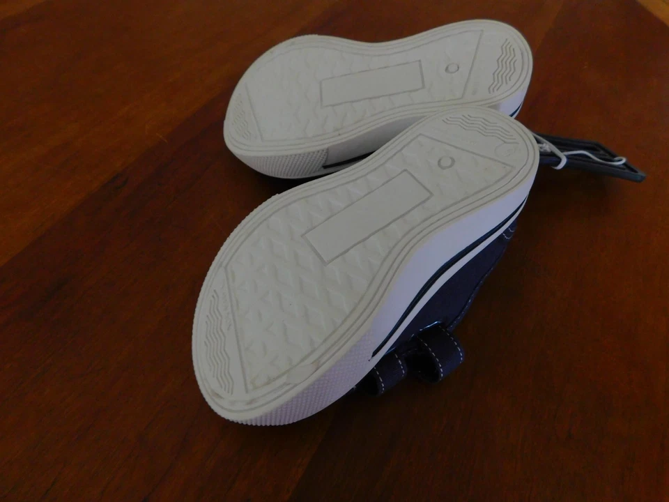 Zapatillas deportivas de lona azul con correas dobles niño talla 5 nuevas con etiquetas Foto 4 de 4