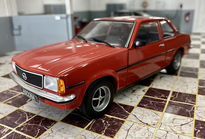 WHITEBOX 1975 OPEL (VAUXHALL) ASCONA B 2.0E 1/24 SCALE DIECAST MODEL CAR