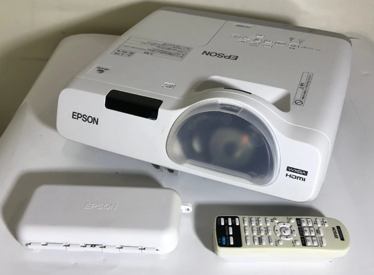 EPSON 超単焦点 プロジェクター EB-535W 美品 ランプ時間24H EPSON 超単焦点 プロジェクター EB-535W 美品 ランプ時間24H