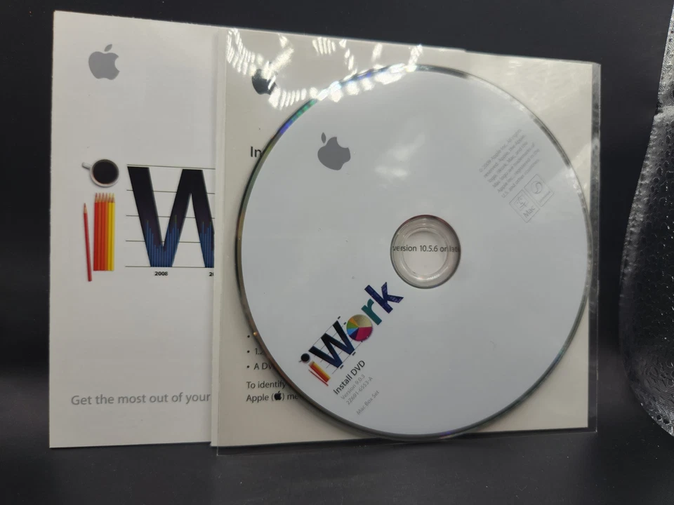 Apple Mac Box Set Includes Mac OS X Snow Leopard iLife 11 iWork 09 MC680Z/A - Image 3 of 4