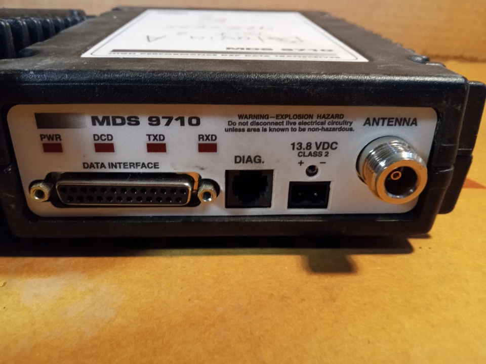 Lote de 2 radios transceptoras de datos MDS 9710 HL Foto 3 de 4