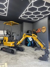 2025 HUAYEE SHY12 Kubota Diesel Mini Excavator Dealer Exclusive Only 1.3 Ton