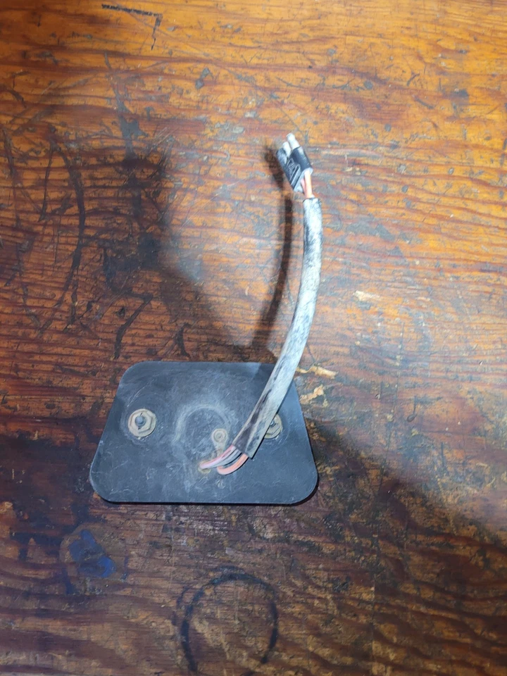 Polaris Trail Boss 325 2002 luz trasera luz de freno trasera Foto 2 de 4