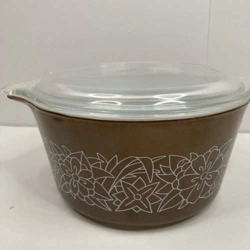 Pyrex Cinderella Bowl Woodland Pattern #473-B