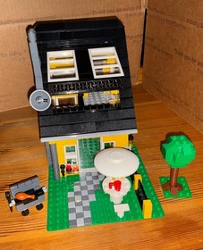 VTG Lego Creator 3 in 1 #4996 Beach House COMPLETE + 3 Manuals WARPED BENT BASE