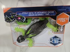 HEX BOTS Wall Crawler Gecko - Remote Control Lizard with LED Eyes NEW, Fast Ship