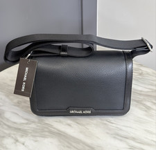 Michael Kors Black Crossbody Bag Magnetic Closure Inner Pockets Solid, 168 MSRP