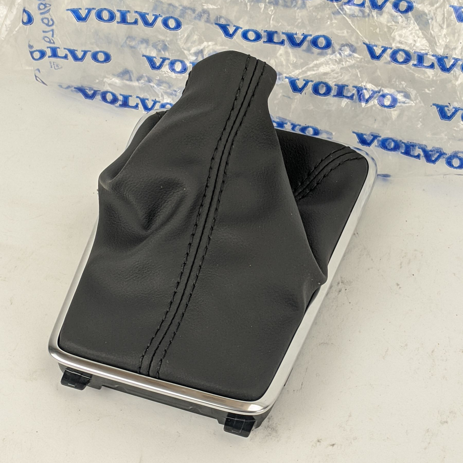 Volvo S60 Mk2 Leather Gear Shift Boot 31325276 Genuine for sale 
