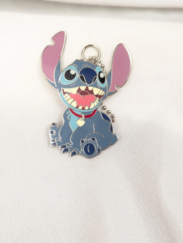 Disney Lilo & Stitch Sitting 2008  Pin Official Pin Trading - Image 2 of 4