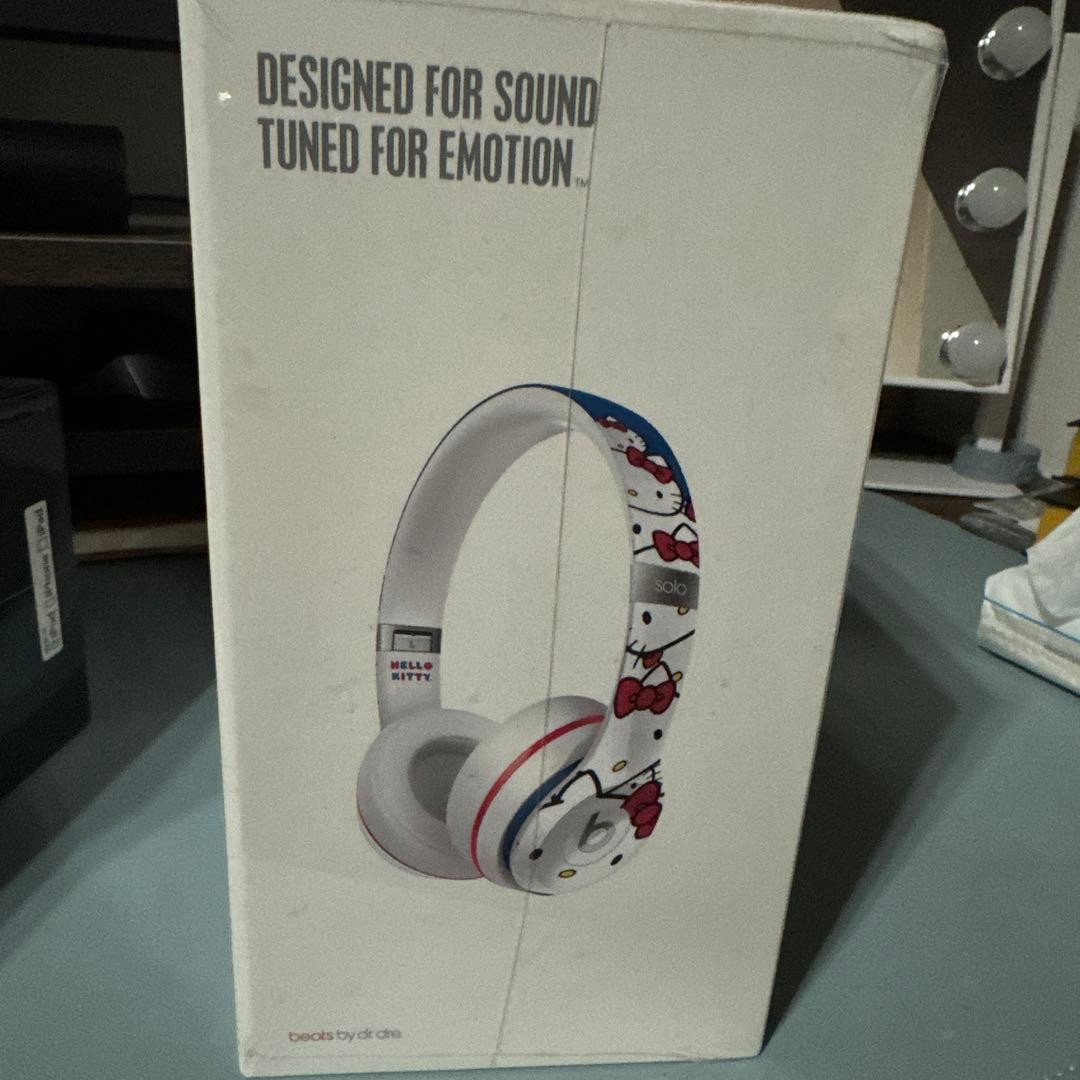 Hello Kitty Beats Solo2 Special Edition Wired 3.5mm Japan Rare | eBay