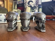 SIDESHOW AVP ALIEN VS PREDATOR PREDATOR MASK SET