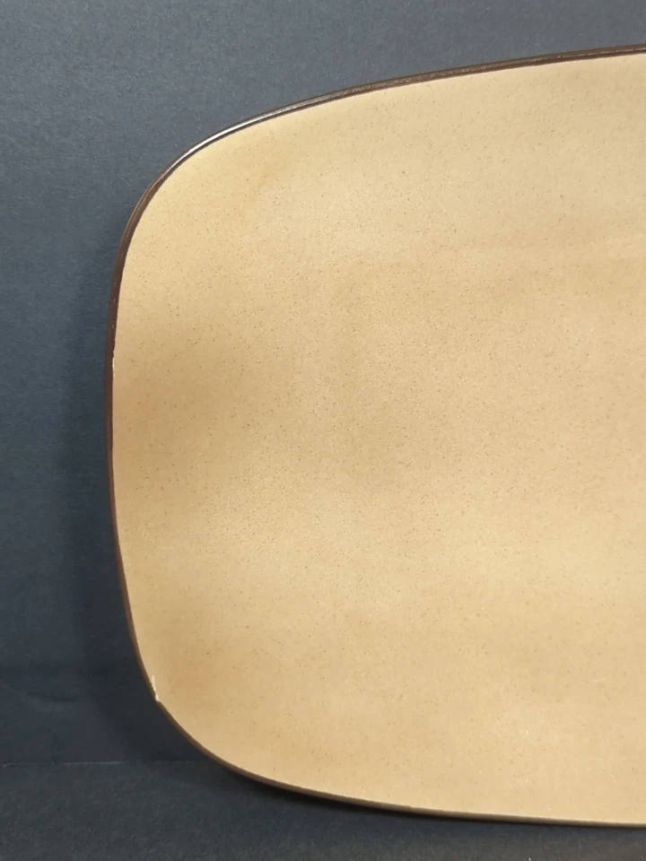 Bandeja para platos Nautica Shores rectangular marrón tostado gres cerámica 14,5x8" Foto 2 de 4