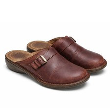UGG Livia US 7 Brown Leather Sheepskin Lined Clogs Slip On Casual Comfort Warm