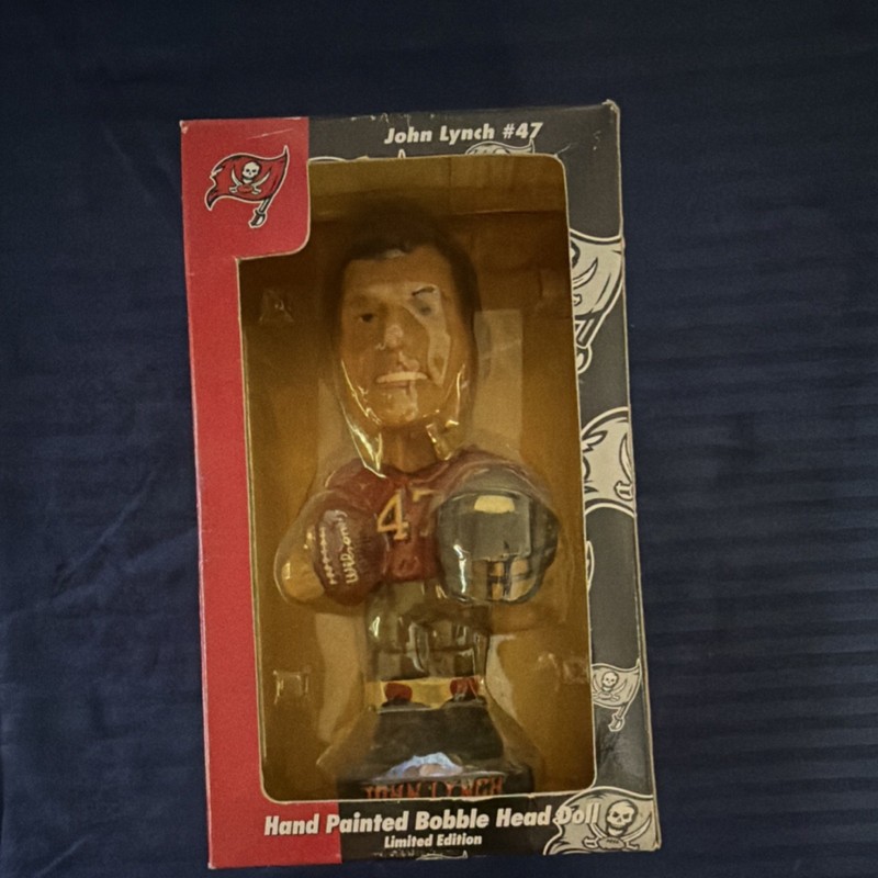 Players Inc Hand Painted Limited Edition John Lynch Buccaneers Bobblehead