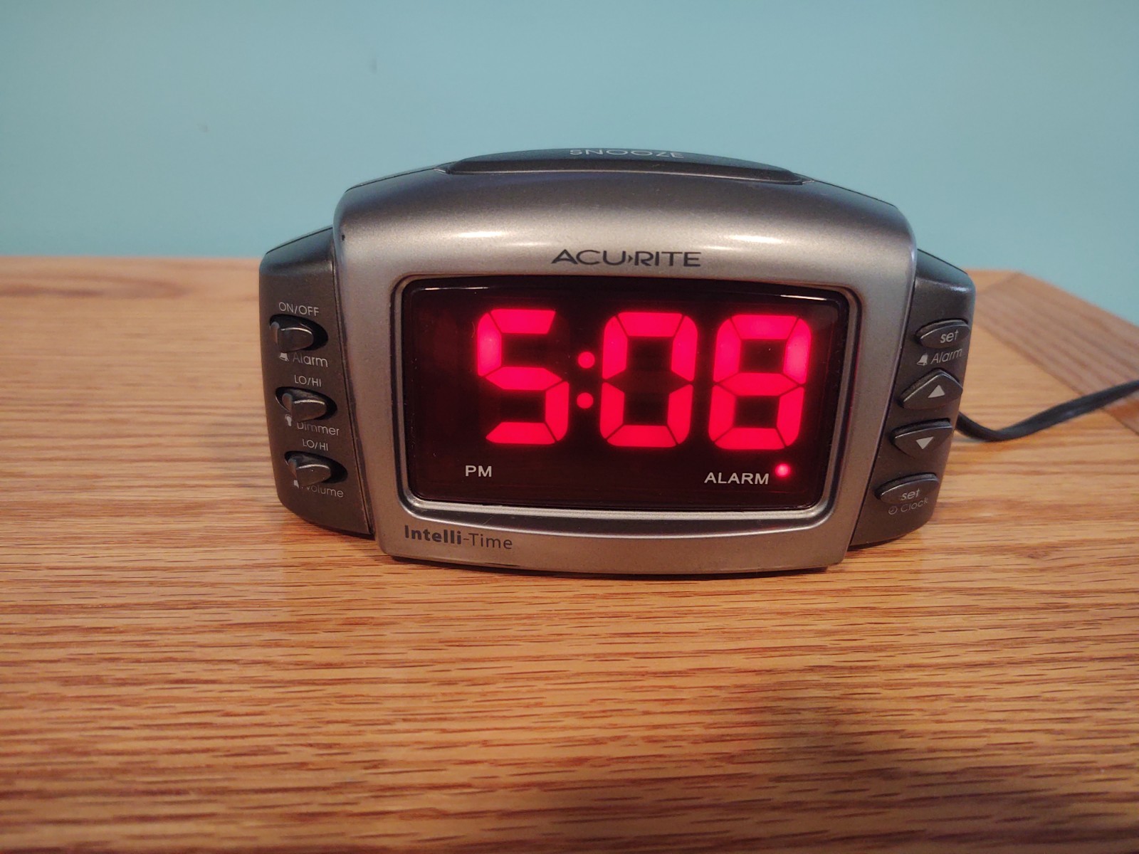 AcuRite 13030 Intelli Time Alarm Clock Silver Digital LED Tested Working 0608 - s l1600