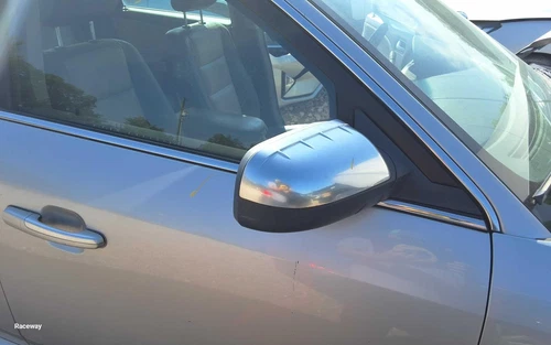 Used Right Door Mirror fits: 2008 Mercury Sable Power folding w/o puddle lamp w/