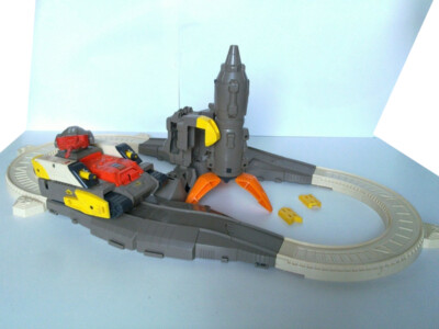 Transformers Leader Omega Supreme G1 Base Vintage 80 Takara