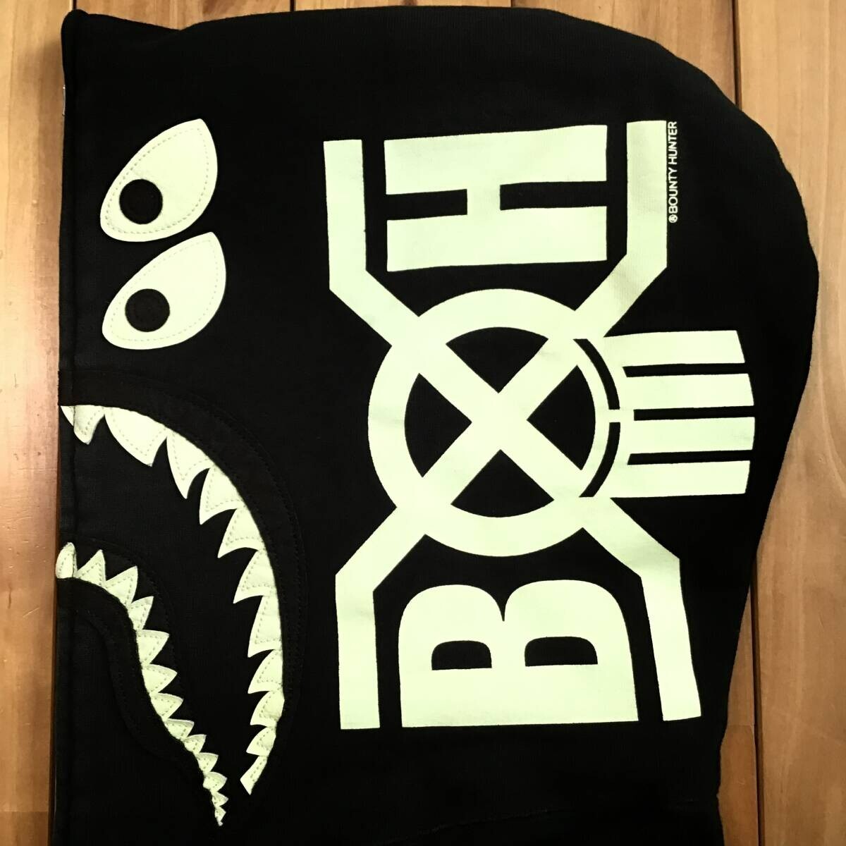 Glow in the dark BAPE BOUNTY HUNTER Shark Full Zip Hoodie A