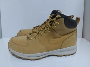 wheat nike acg boots