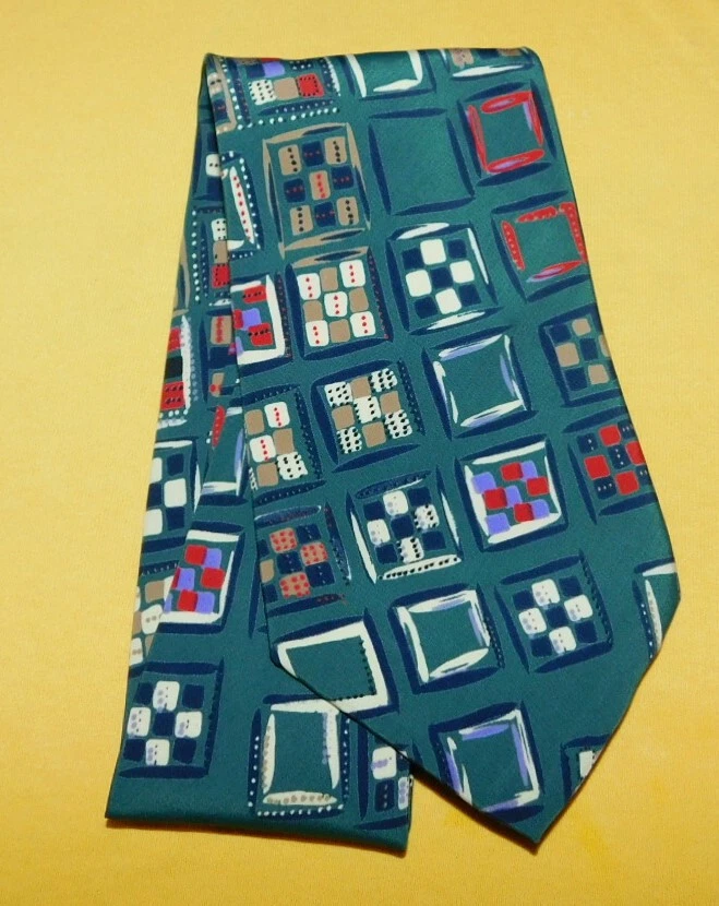 GRAVATA DE POLIÉSTER COM MOTIVO QUADRADO VERDE/VERMELHO/BRANCO MENINO - GRAVATAS - GRAVATAS DE DESIGNER. - Imagem 2 de 3