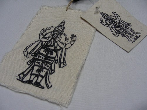 NIRVANNA DESIGNS - Hand Made in Nepal - Wool - KID'S Small One Size Mittens! - Picture 4 of 8